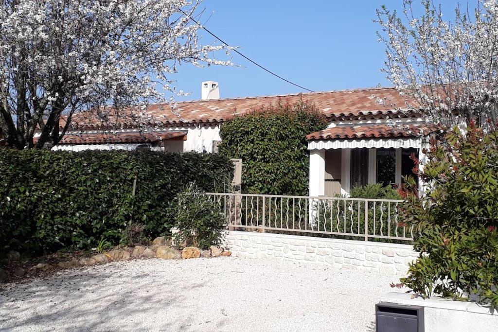 Maison 2 Ou 4 Personnes Jardin Parking Les Amandiers 洛尔格 外观 照片