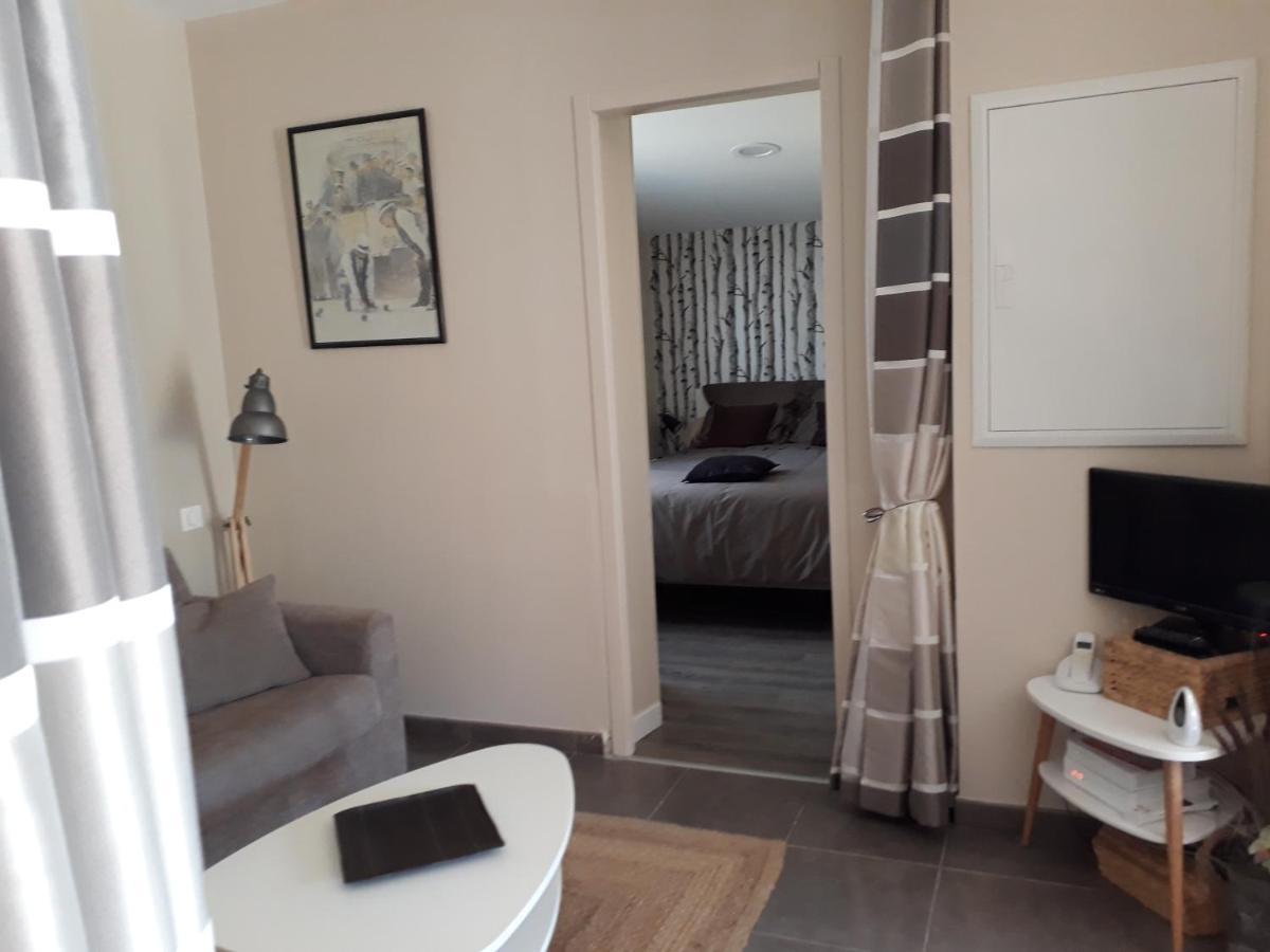 Maison 2 Ou 4 Personnes Jardin Parking Les Amandiers 洛尔格 外观 照片